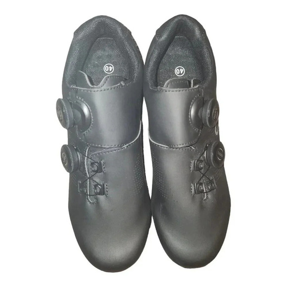 Athletic_Shoes